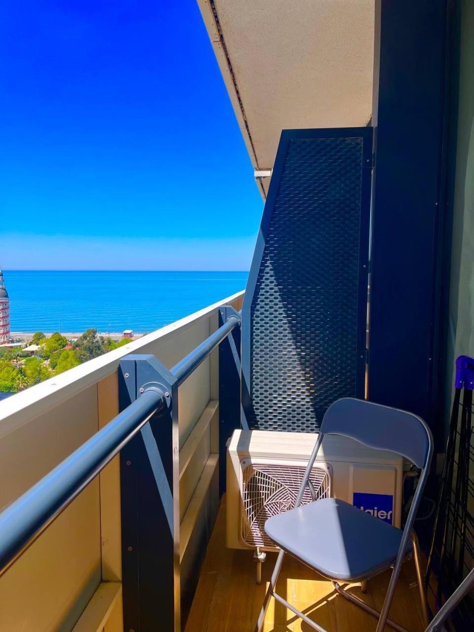 Апартаменты Batumi Rest Apartament Экстерьер фото